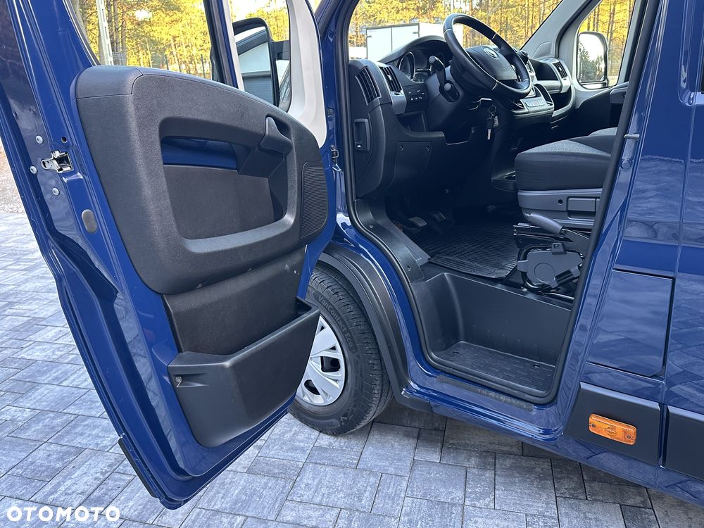 Fiat Ducato L4H2 Brygadowy 7 osób / Bogate wyposażenie / 2.3 POWER 160 KM / Wzmacniany Heavy / DMC 3500kg / Atrakcyjny wygląd / Salon PL / FV23% - 22