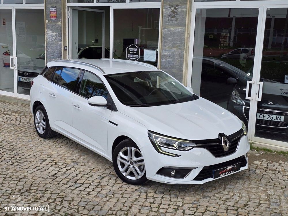 Renault Mégane Sport Tourer 1.5 Blue dCi Zen - 4