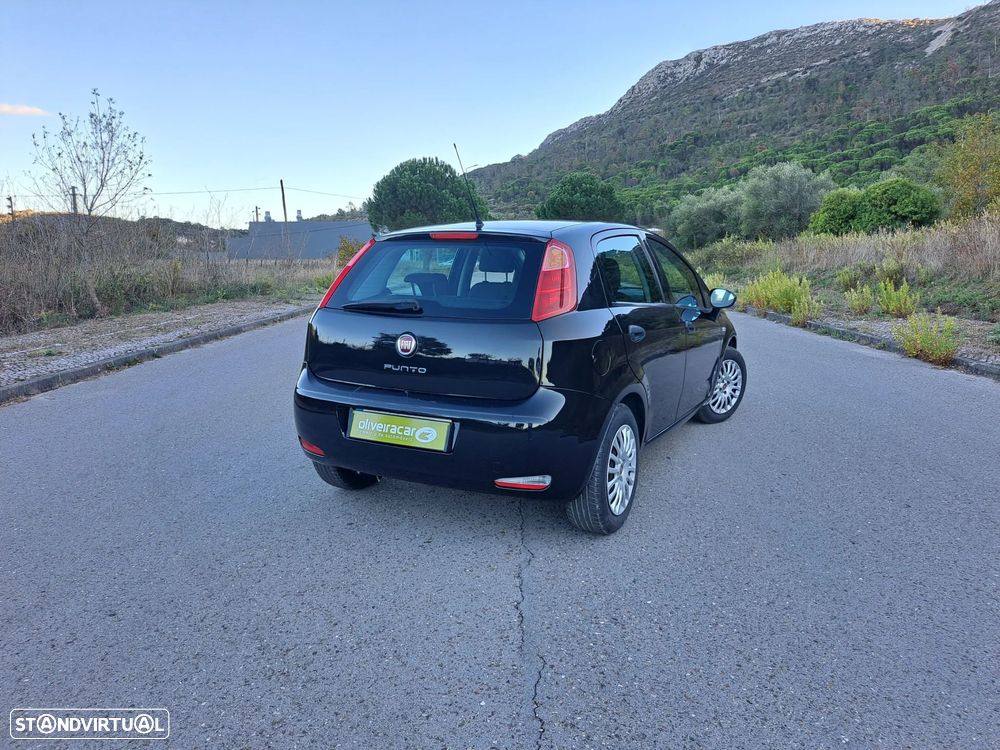 Fiat Punto 1.3 M-Jet Lounge S&S - 4