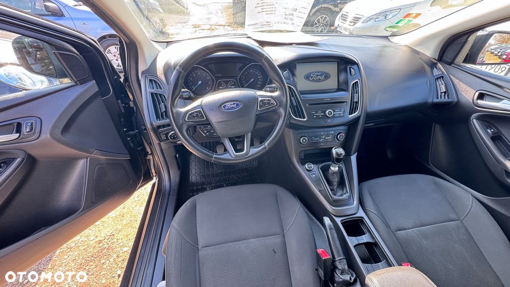 Ford Focus 1.0 EcoBoost STart-Stopp-System TITANIUM - 10