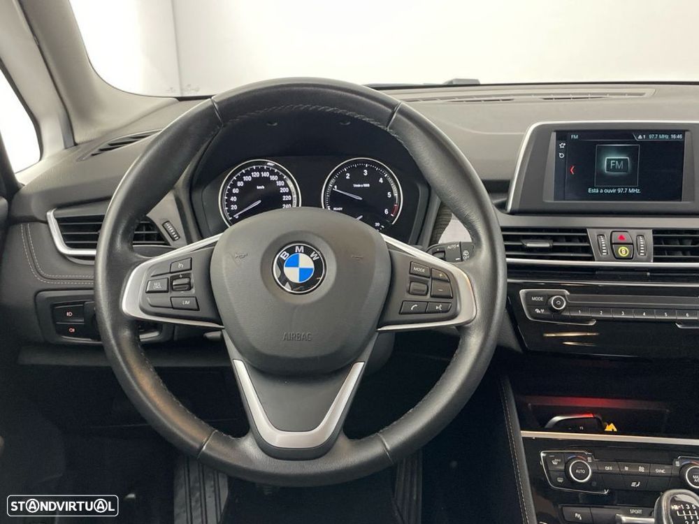 BMW 216 Active Tourer d Line Luxury - 14