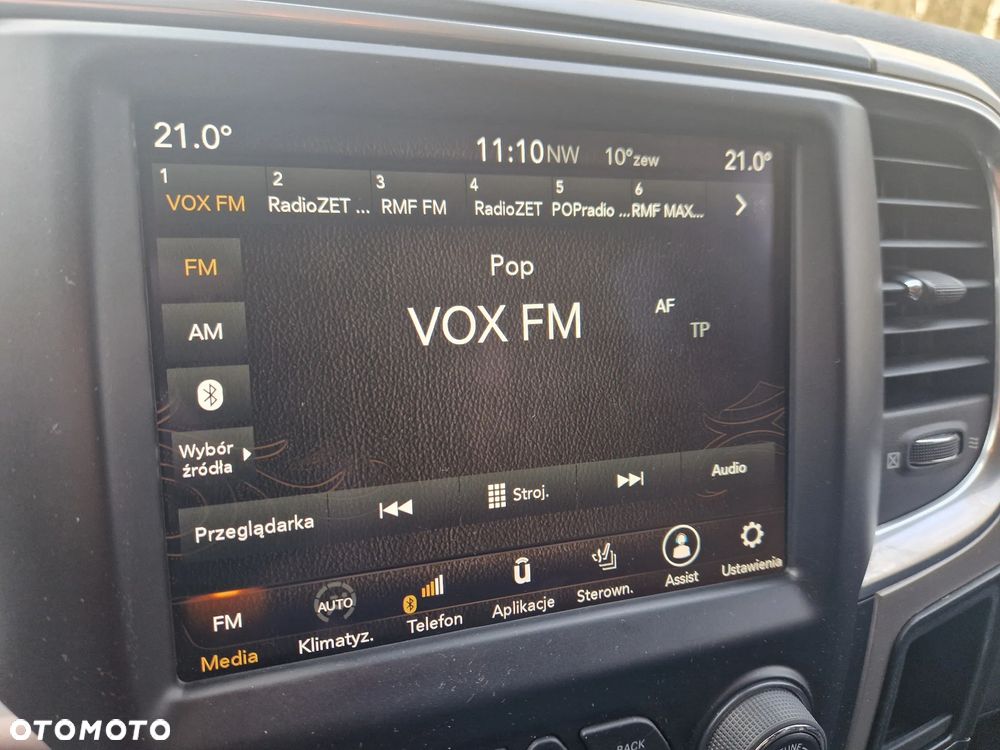 RAM 1500 5.7 Crew Cab Laramie - 25