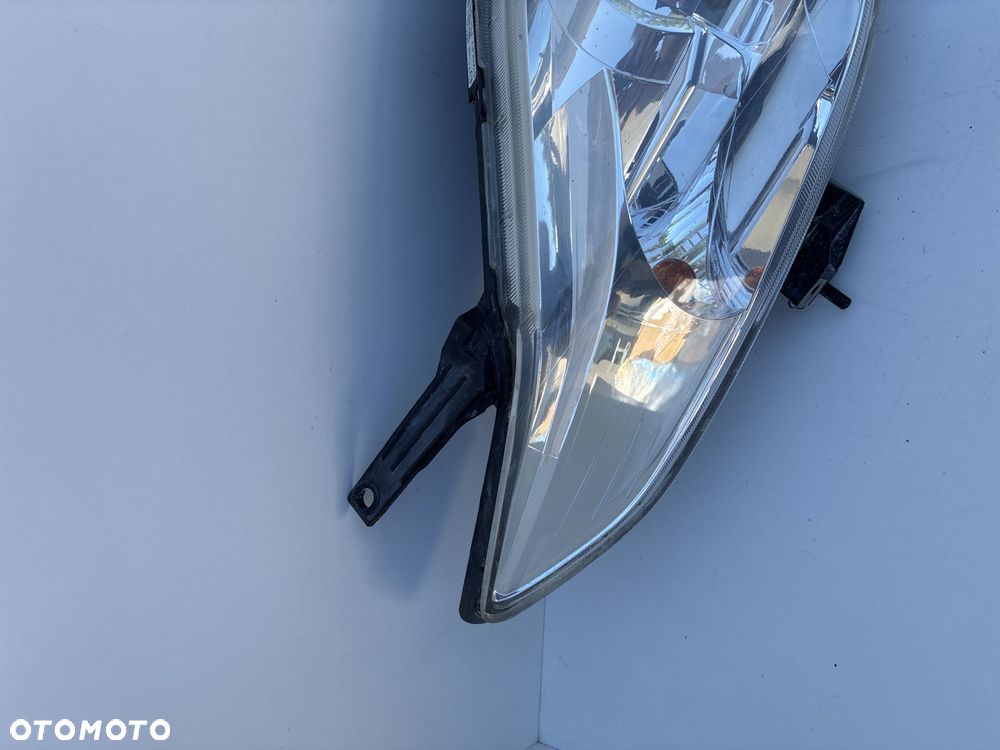 Mazda 5 P4998R K2442 C235-51030 LAMPA PRZÓD PRZEDNIA LEWA  EUROPA - 2