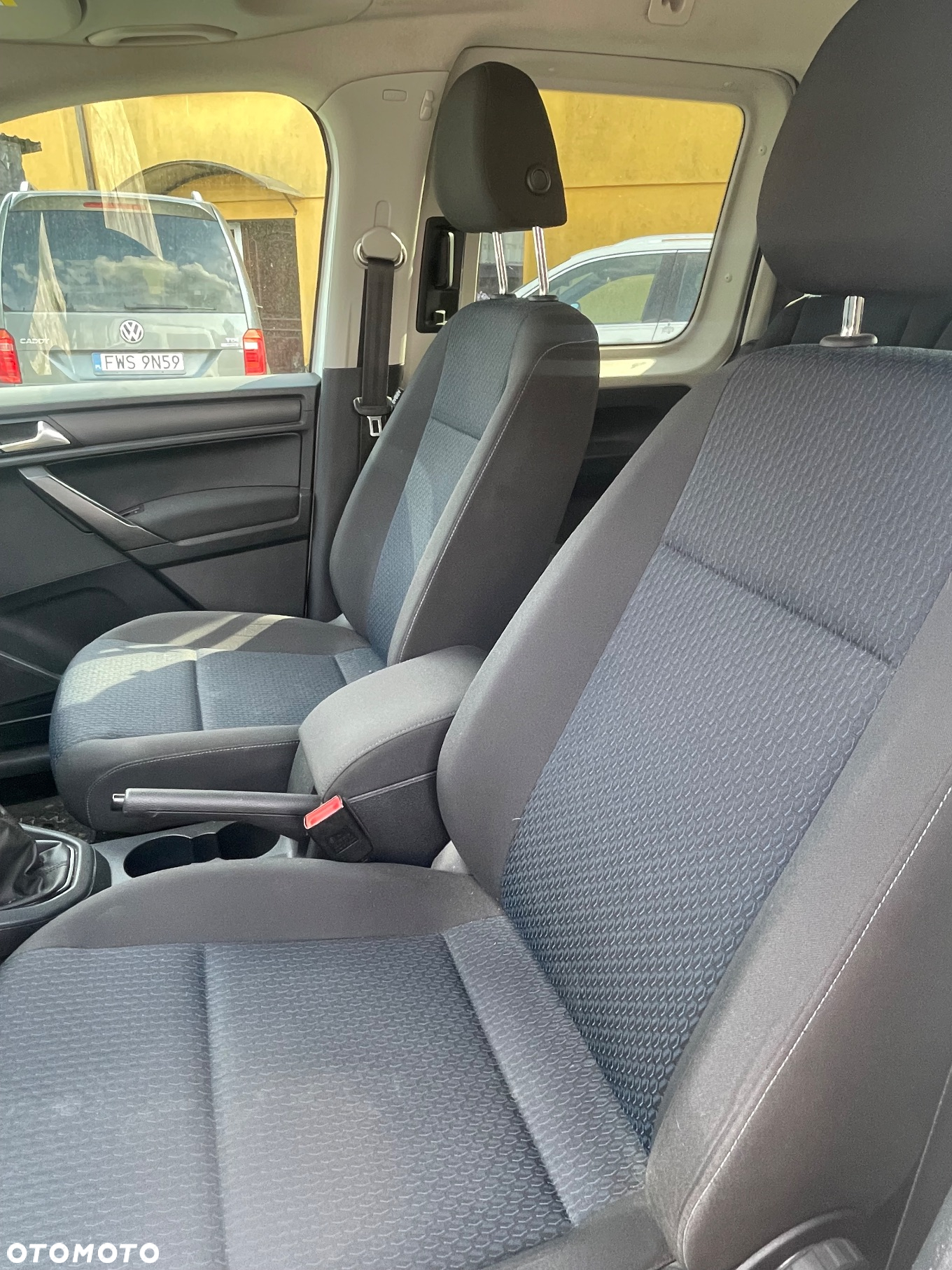 Volkswagen Caddy 2.0 TDI Highline - 19
