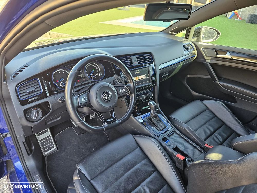 VW Golf Variant R 4Motion BlueMotion DSG - 11