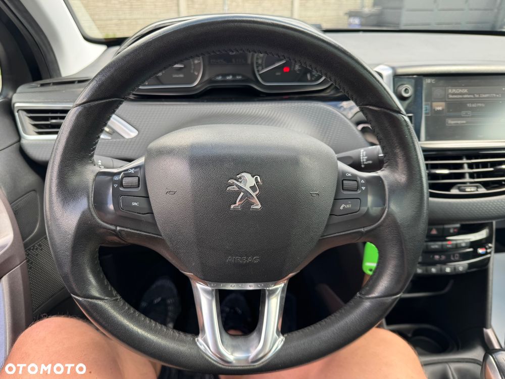 Peugeot 2008 - 13