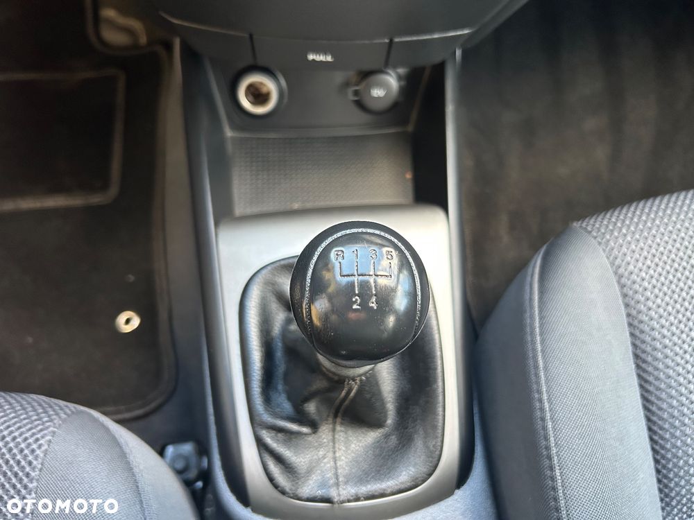 Hyundai i30 i30cw 1.6 Edition Plus - 16