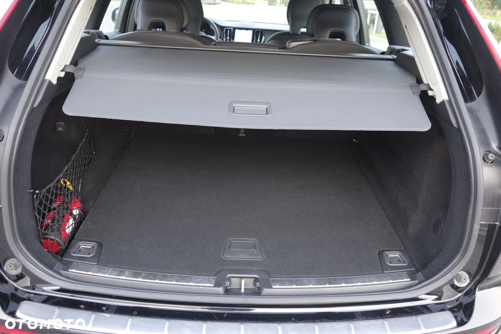 Volvo XC 60 B4 D Core - 14