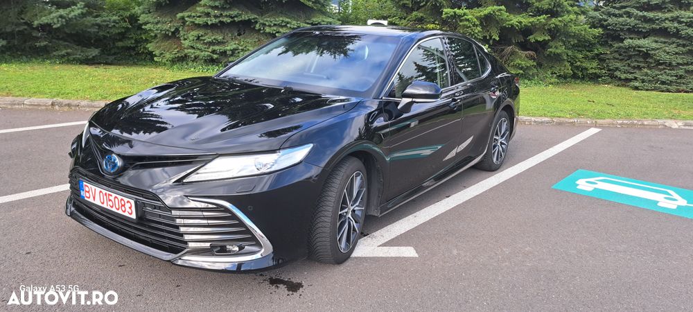 Toyota Camry 2.5 Exclusive - 3