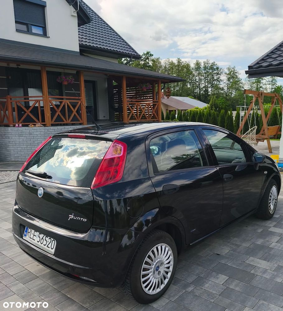 Fiat Punto 1.4 16V Dynamic - 5