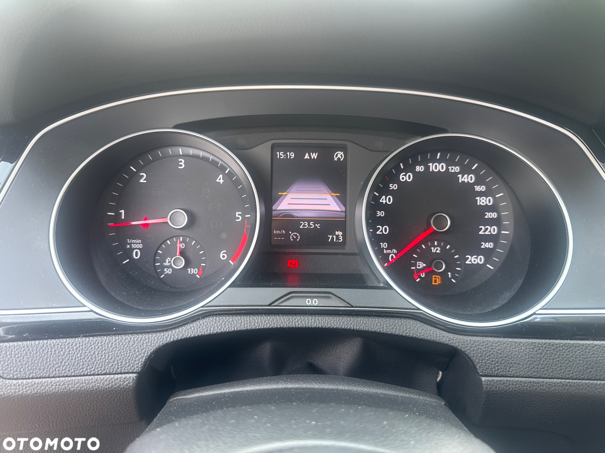Volkswagen Passat - 19