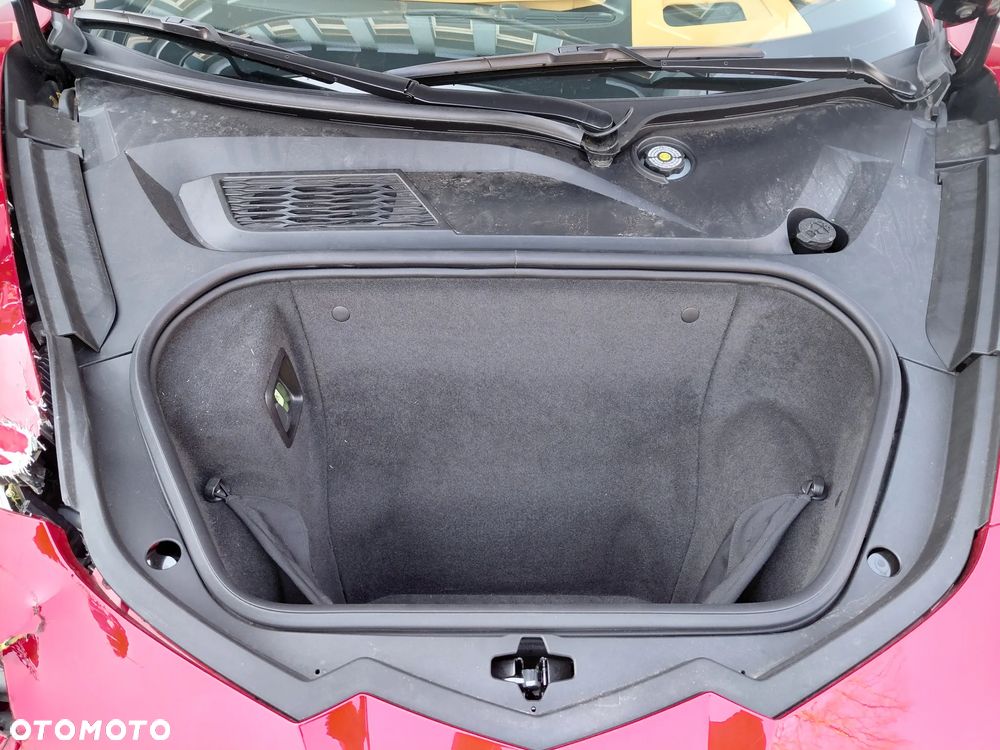 Chevrolet Corvette - 23