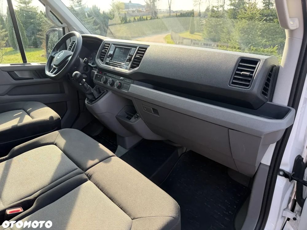 Volkswagen CRAFTER - 9