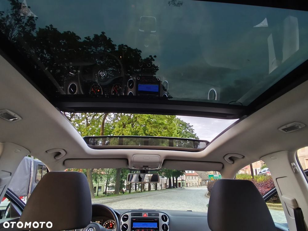 Volkswagen Tiguan - 26