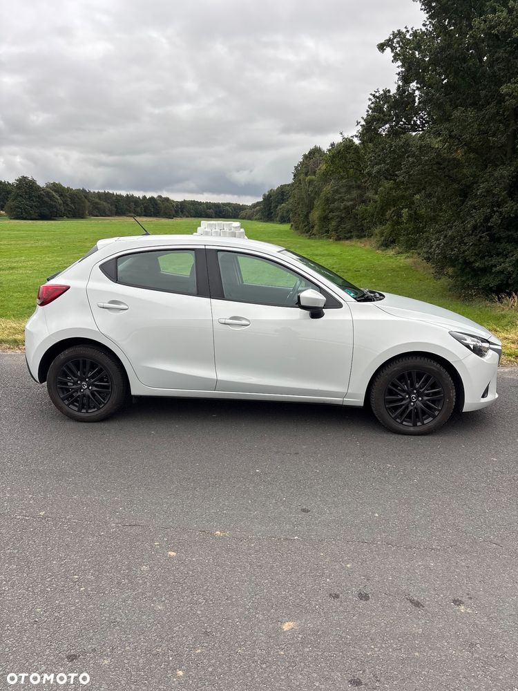 Mazda 2 - 17