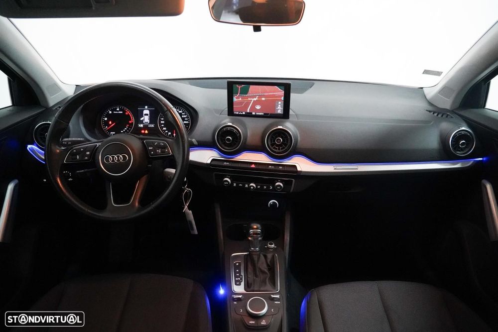 Audi Q2 30 TDI S tronic - 5