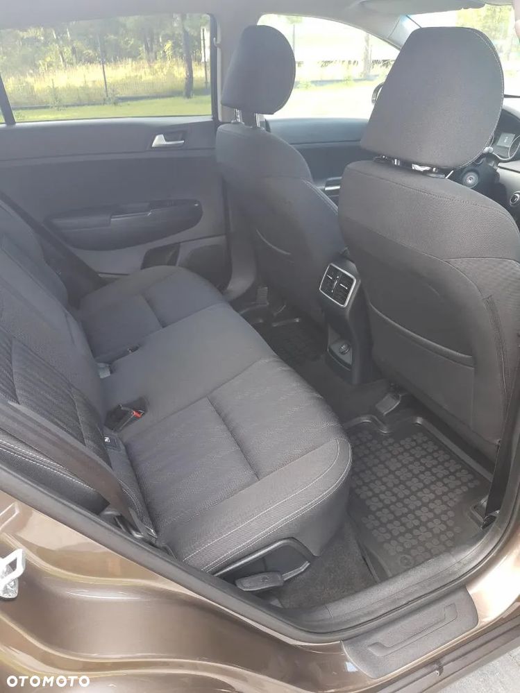 Kia Sportage - 11