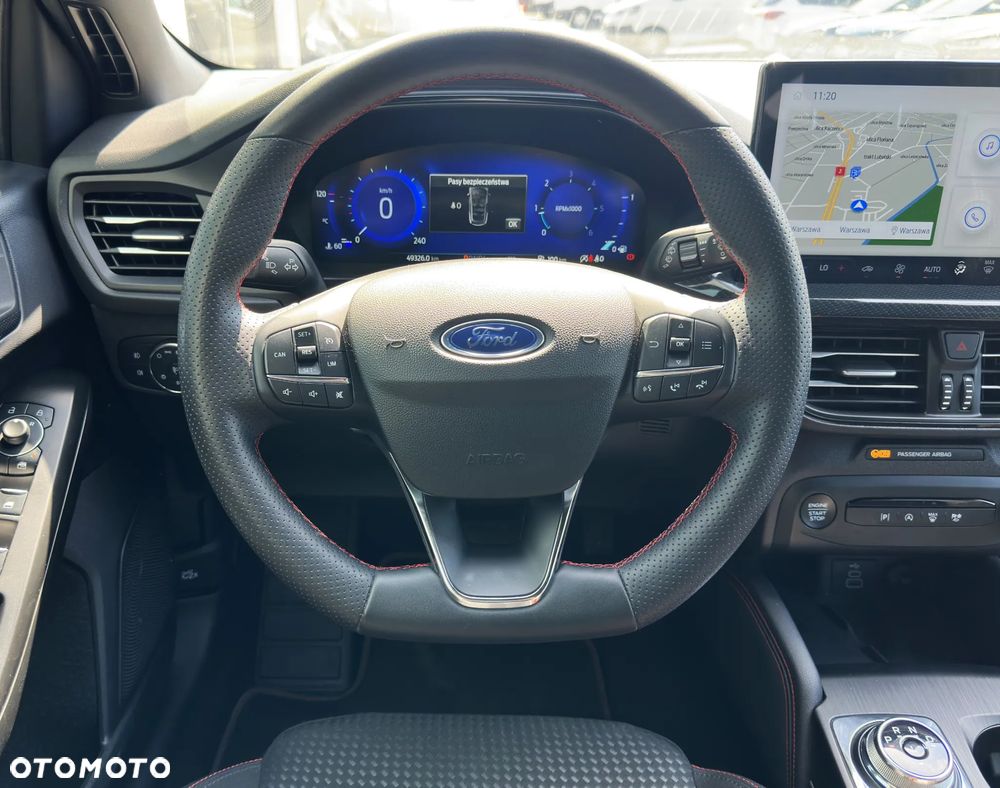 Ford Focus SW - 18