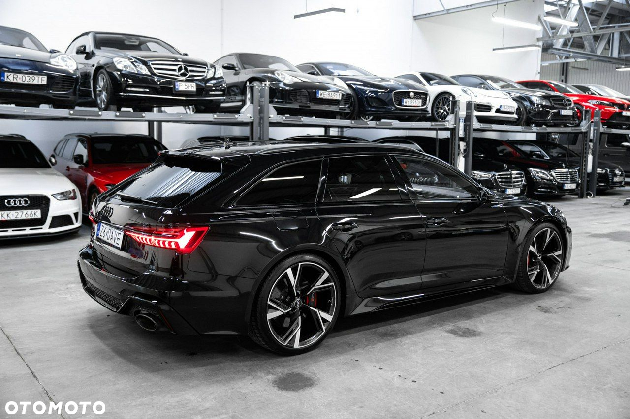 Audi RS6 Avant 4.0 TFSI quattro tiptronic - 11