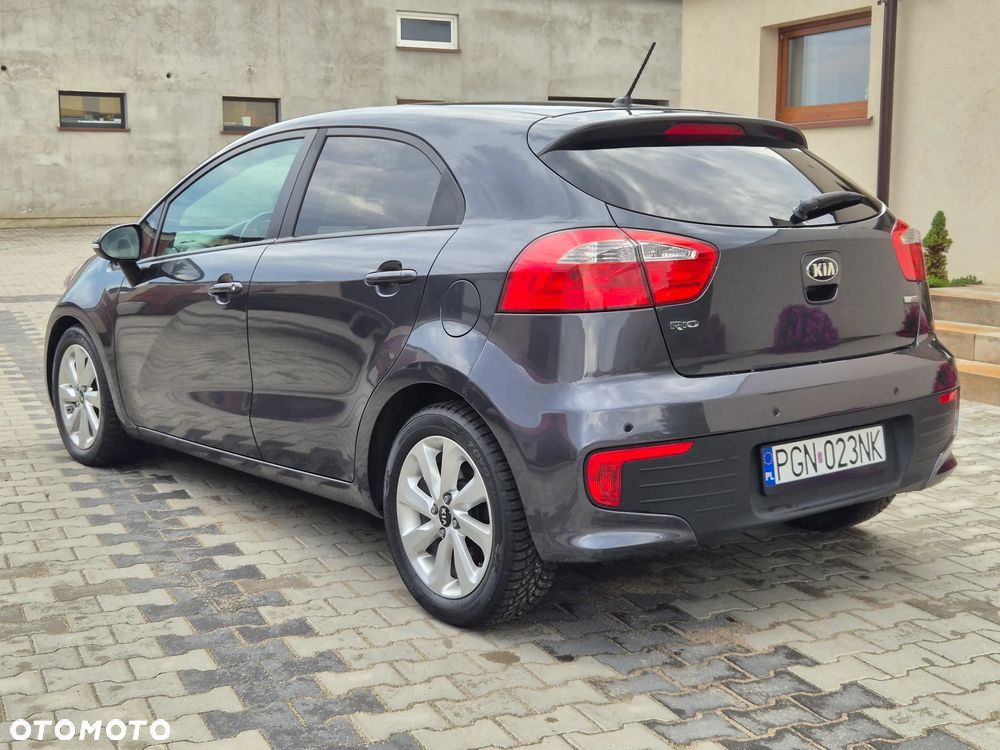 Kia Rio 1.2 Attract - 14