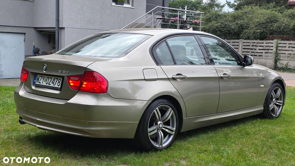 BMW Seria 3 318d - 4