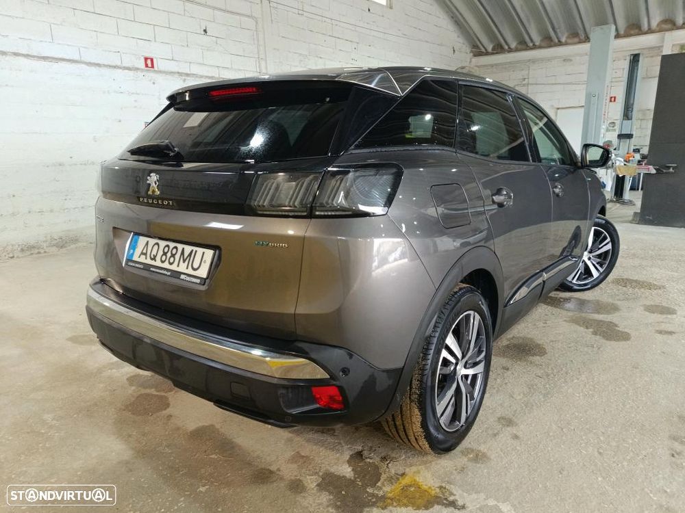 Peugeot 3008 1.6 Hybrid Allure Pack e-EAT8 - 3