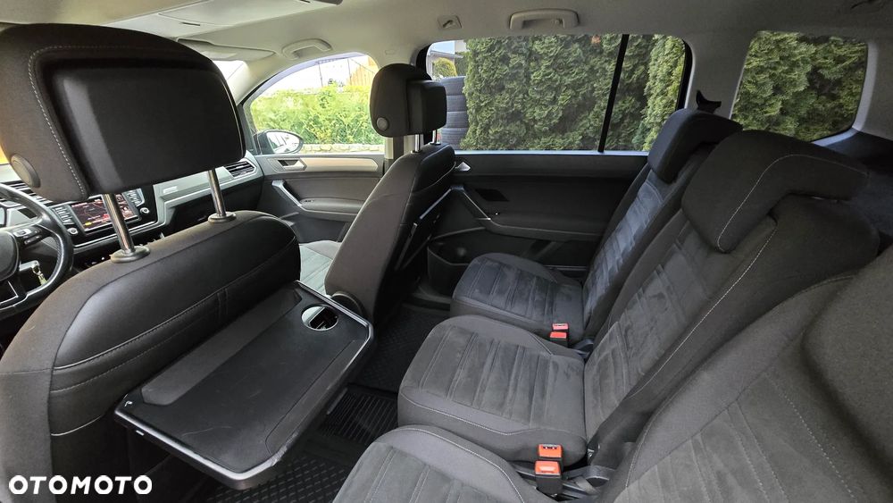 Volkswagen Touran 1.6 TDI SCR BlueMotion Technology DSG Trendline - 15