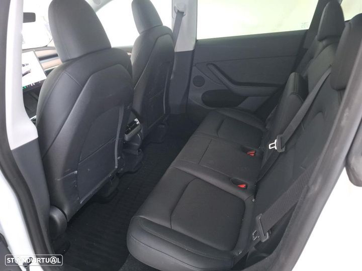 Tesla Model Y RWD - 3