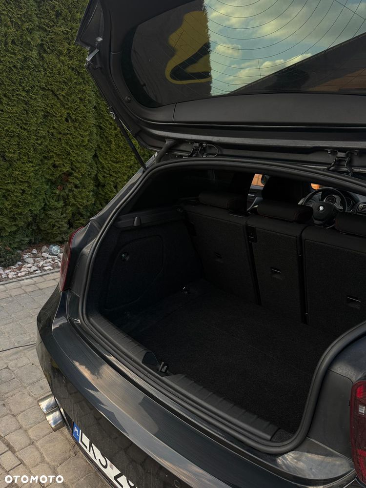 BMW Seria 1 120d Sport Line - 12