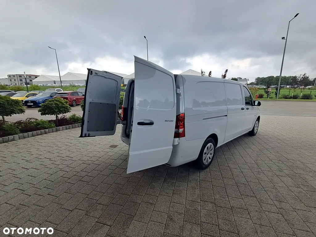Mercedes-Benz Vito - 21