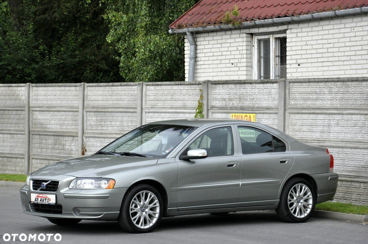 Volvo S60 2.4 Momentum - 21