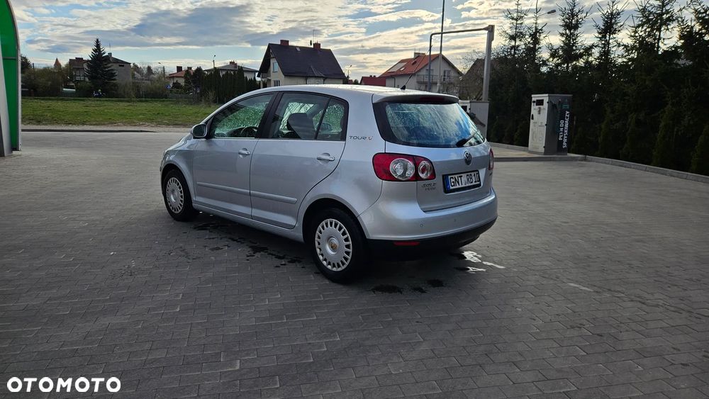 Volkswagen Golf Plus 1.9 TDI Tour - 27