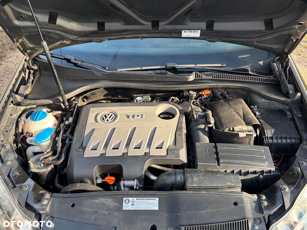 Volkswagen Golf 2.0 TDI DPF Highline - 30