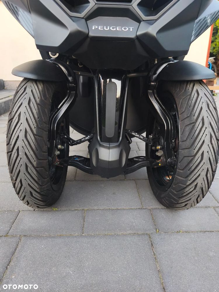 Peugeot Metropolis - 16