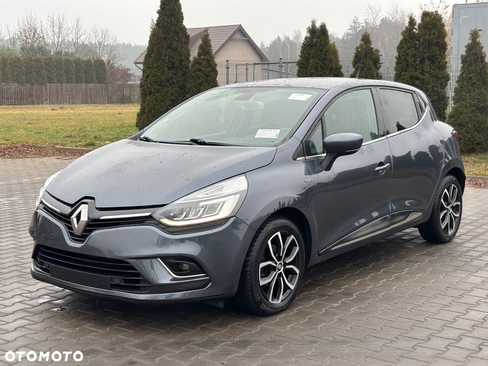 Renault Clio - 1