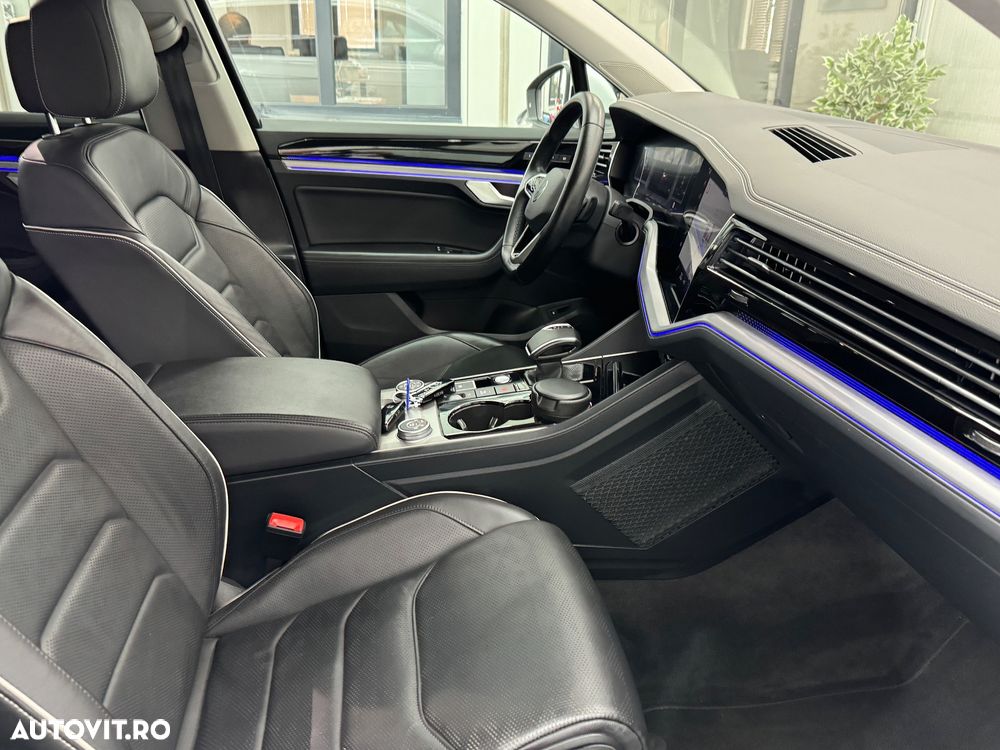 Volkswagen Touareg V6 TDI Elegance - 26