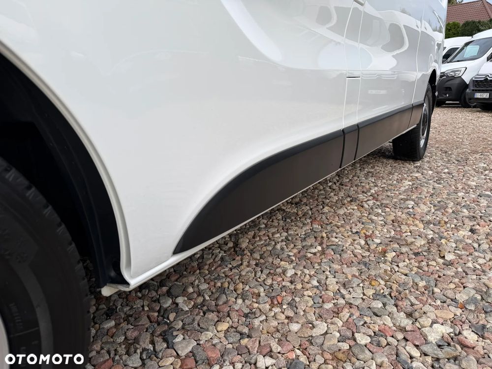 Renault TRAFIC VAN EXTRA Long, L2H1 MAXI, VAT-1, MOCNY SILNIK 2.0 dCi 145KM Euro6, ROZRZĄD NA ŁAŃCUCHU, DESIGN BUSINESS+ Radio ALPINE, REFLEKTORY RENAULT FULL LED PURE VISION+ PAKIET CHROM, MOBILNE BIURO, PARKTRONIKI, Furgon van z pełną zabudową paki 3m, Duża ładowność: 1124kg, Pojemność 6,7m3 - 16