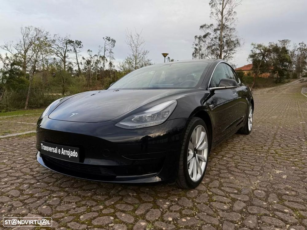 Tesla Model 3 Standard Range Plus RWD - 3