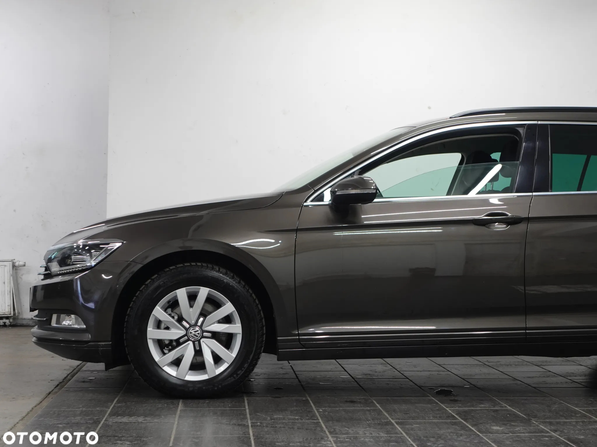 Volkswagen Passat 2.0 TDI BMT Comfortline - 17