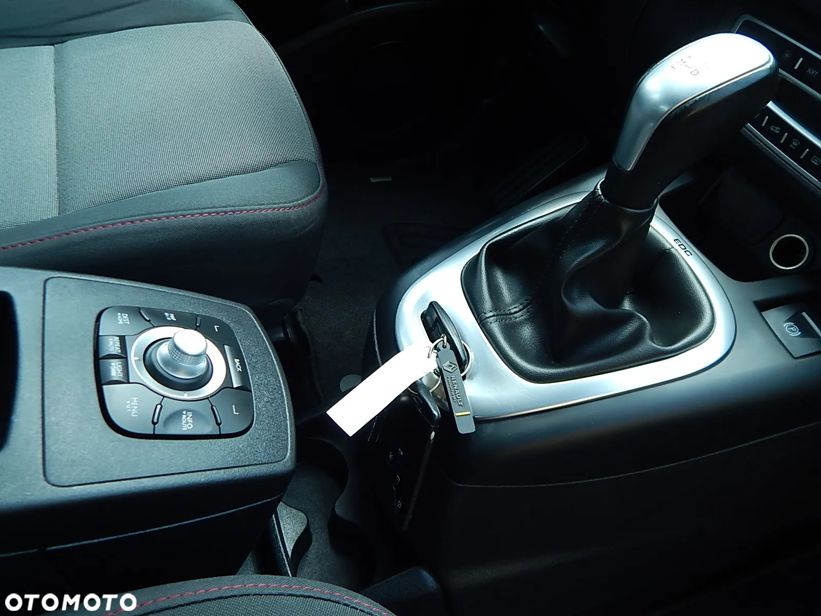 Renault Scenic 1.5dCi TomTom Edition EDC - 24