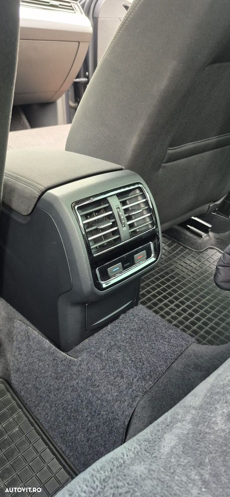 Volkswagen Passat - 10