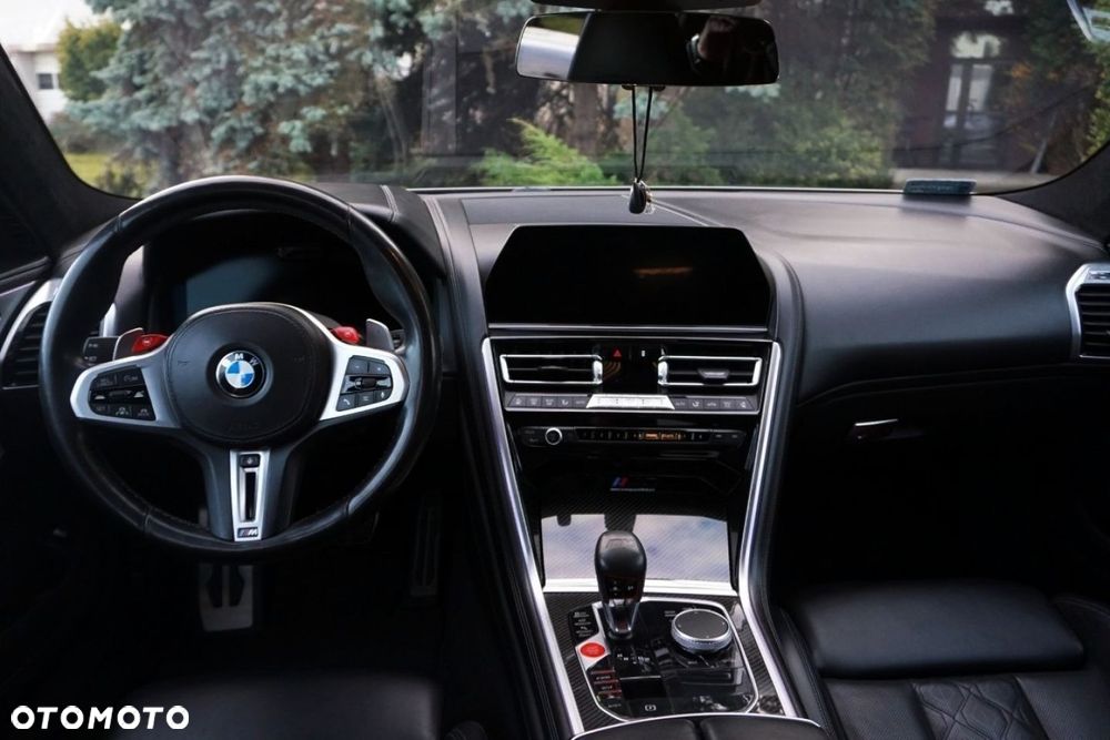 BMW M8 Competition - 11