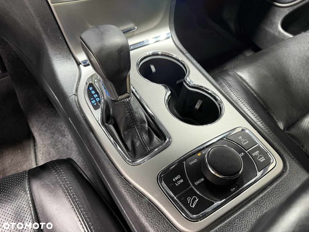 Jeep Grand Cherokee 3.6 V6 Overland - 11