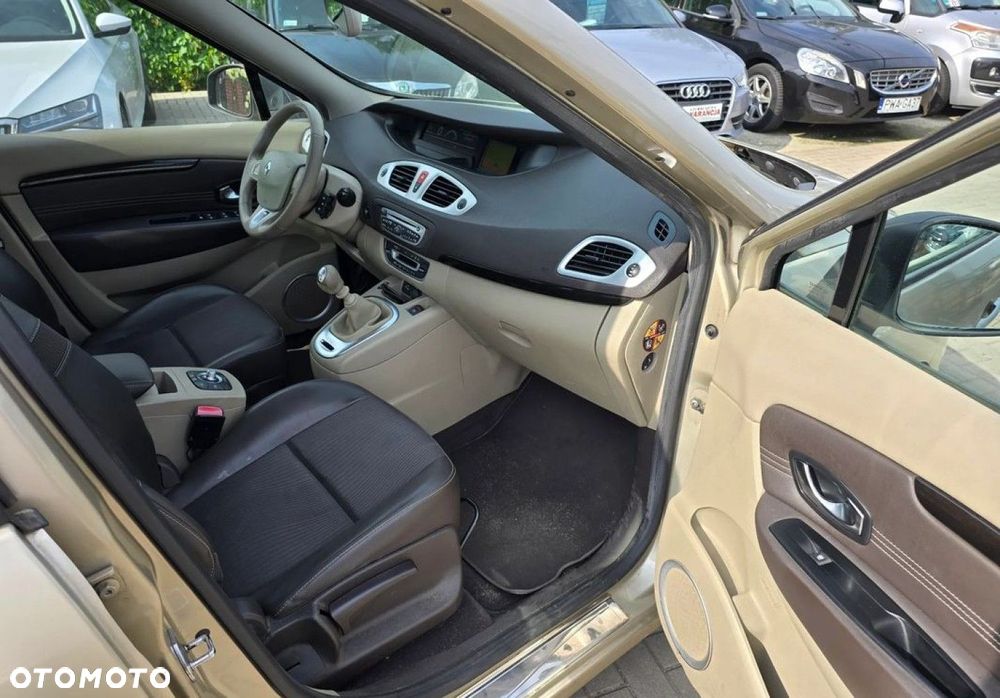 Renault Scenic - 13