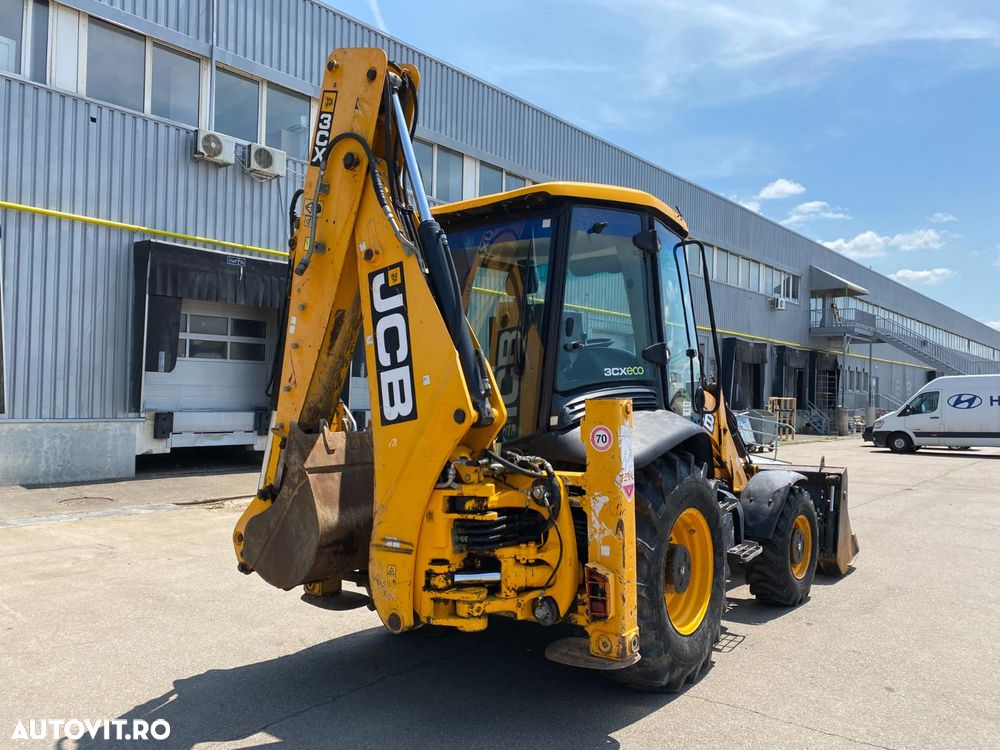 JCB 3CX ECO 4X4 BULDOEXCAVATOR - 4