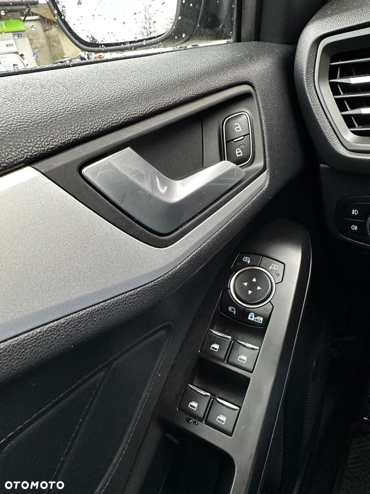 Ford Focus 1.5 EcoBlue Start-Stopp-System TITANIUM - 6