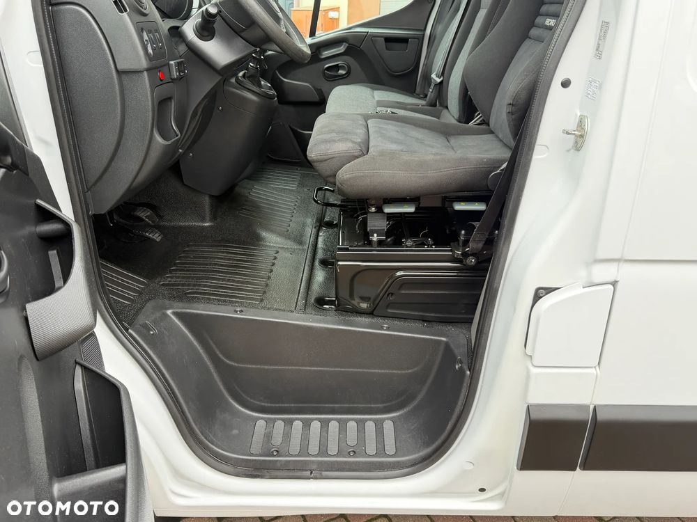 Renault Master L2H2 Warsztat SORTIMO - 32