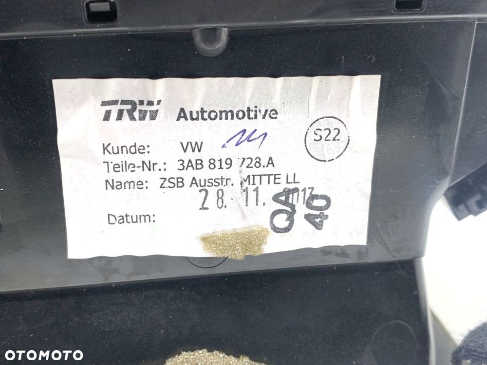 KRATKA NAWIEWU PRZÓD  VW PASSAT B7 (362) 2010 - 2015 2.0 TDI 103 kW [140 KM] olej napędowy 2010 - - 4