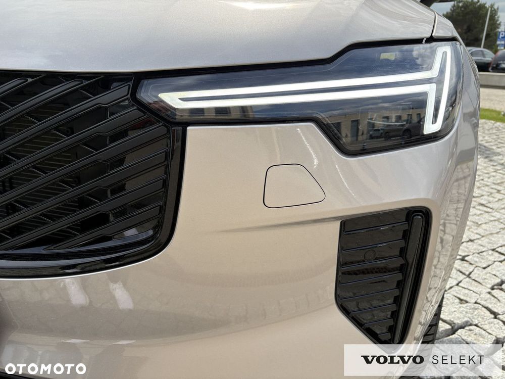 Volvo XC 90 - 8