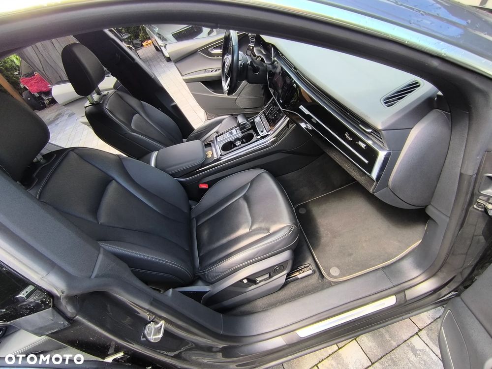 Audi Q8 55 TFSI quattro tiptronic - 19